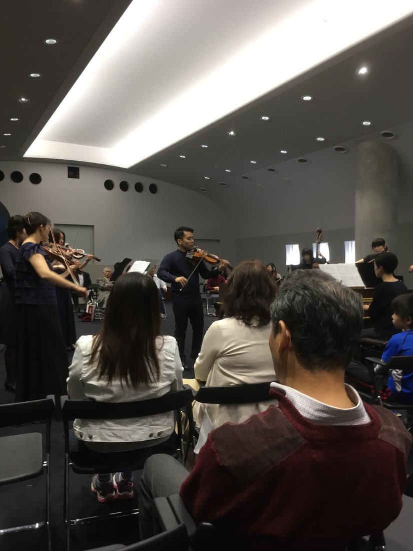 客席から見た恵のコンサート